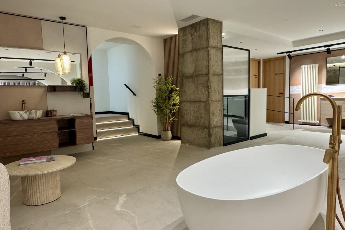 Tendenzzia abre las puertas de su nuevo showroom de más de 500 metros cuadrados en el corazón de Valencia